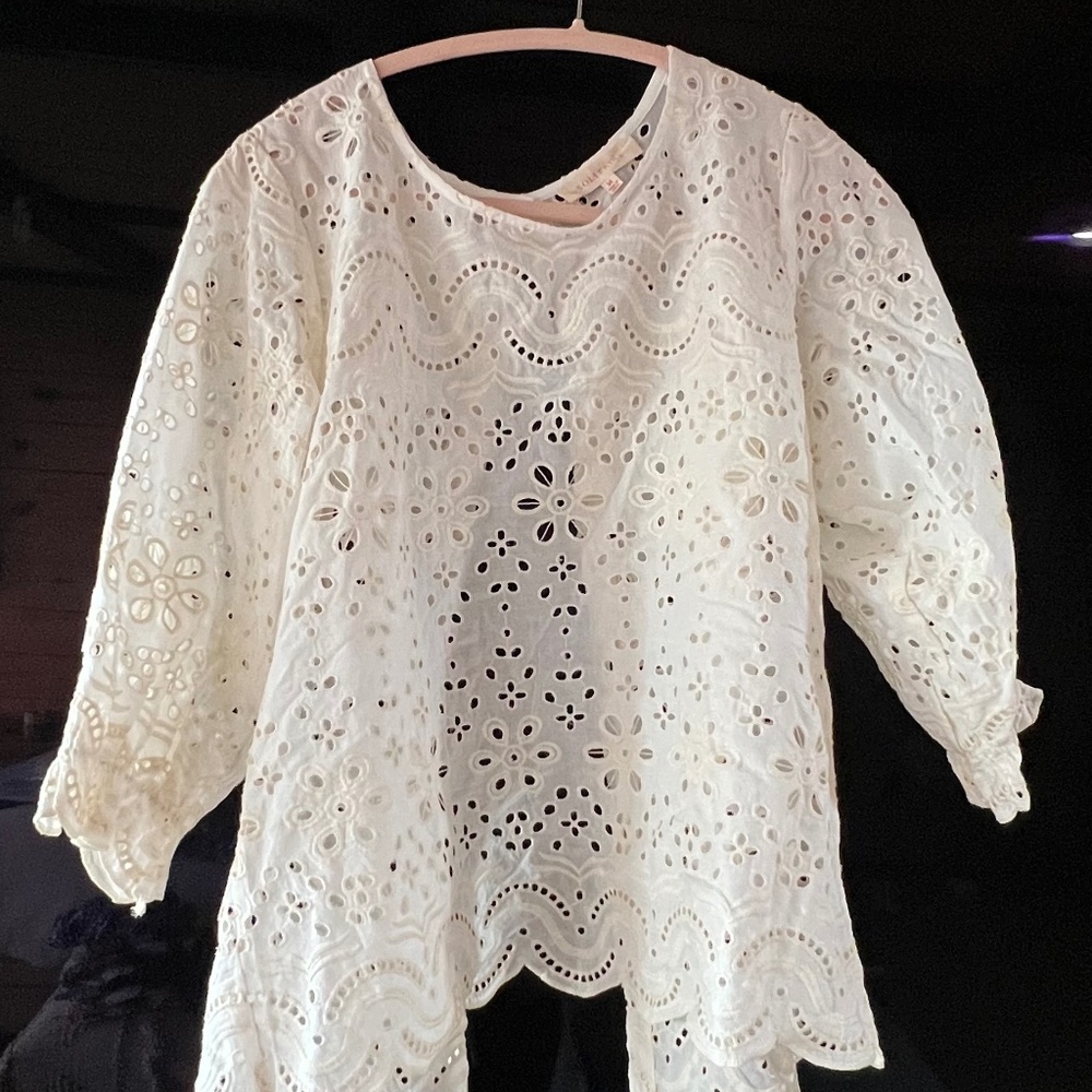 STUNNING Eyelet Embroidered Blouse, Anthropologie Favorite Brand